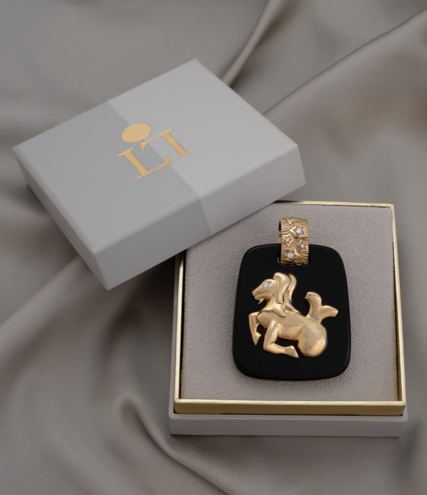 Capricorn Pendant — view 4