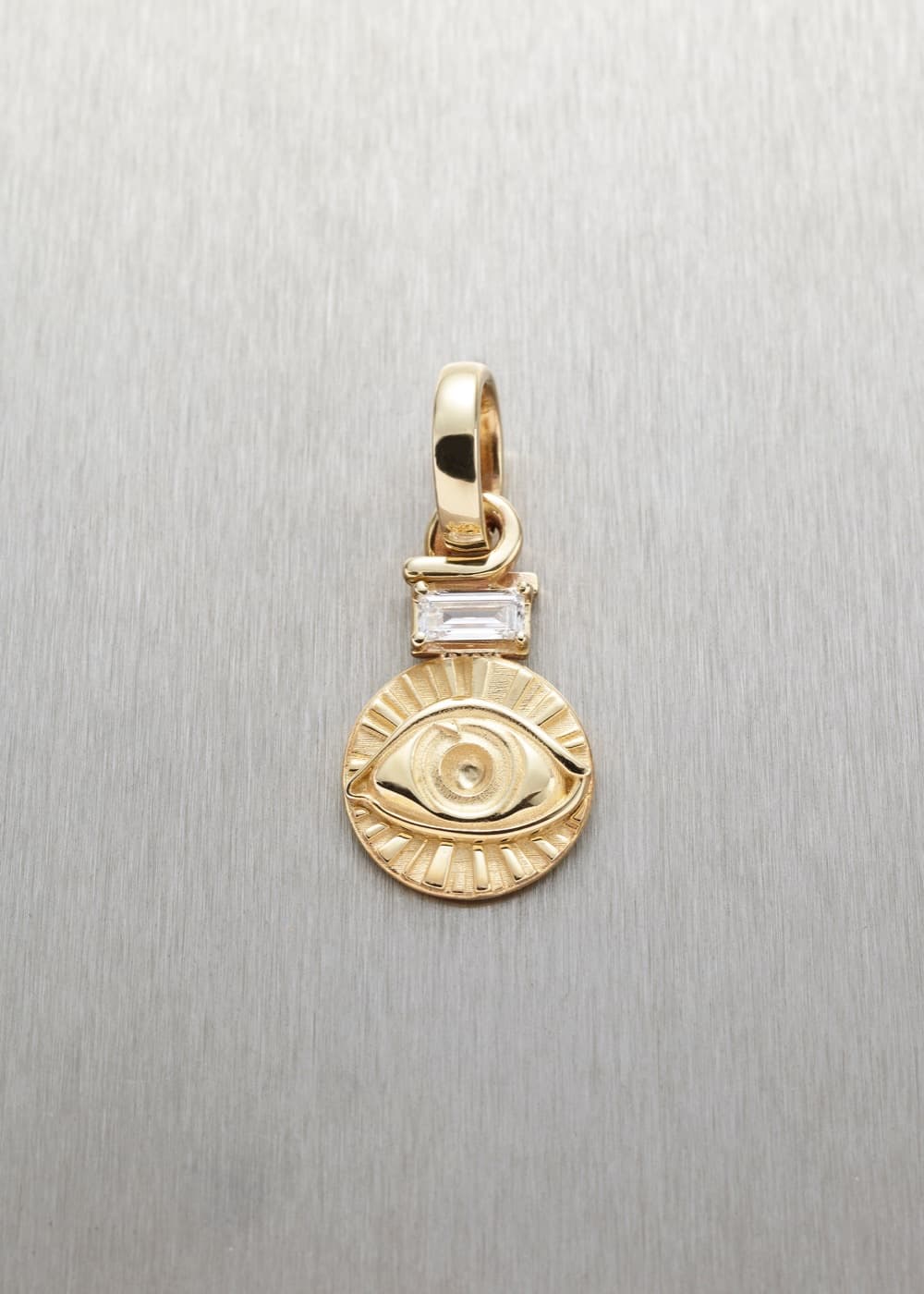 Focus Pendant with Baguette Diamond