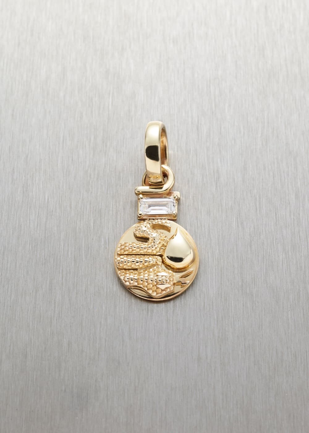 Healing & Rebirth Pendant with Baguette Diamond