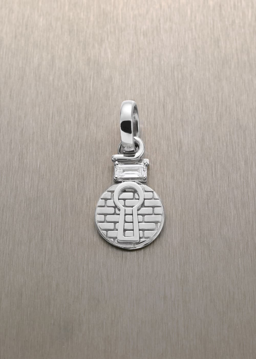 Protection Pendant with Baguette Diamond