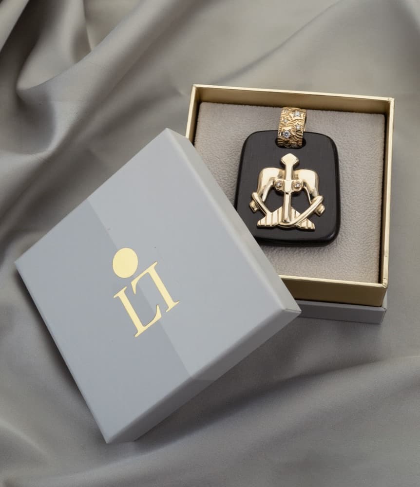 Sagittarius Pendant — view 4