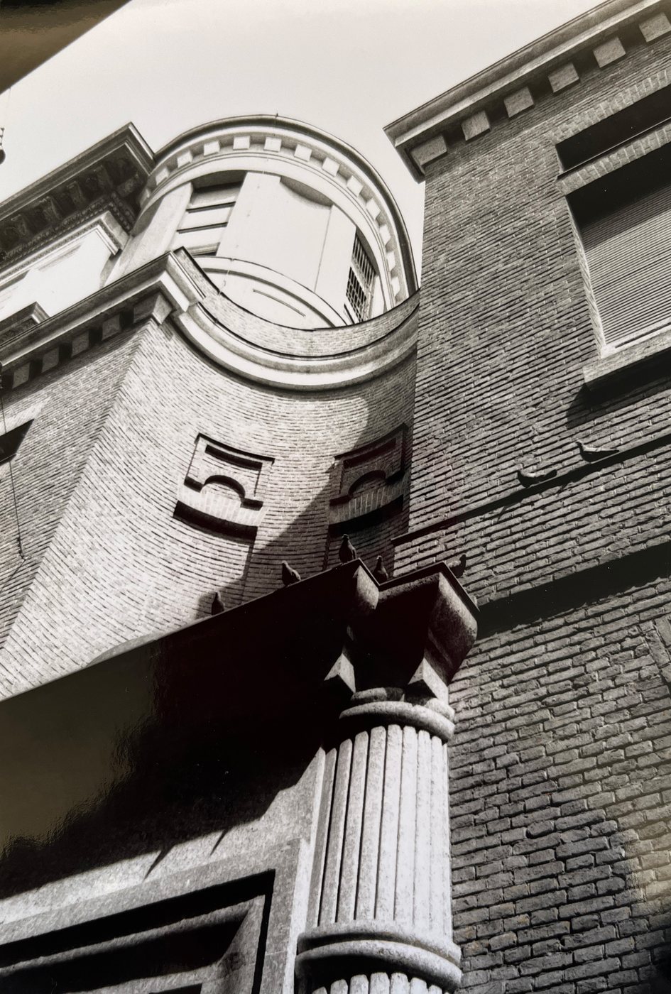 A Milanese façade with a clock