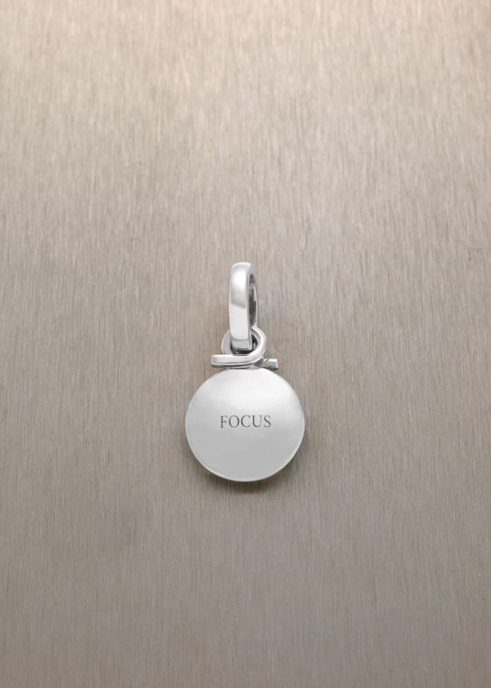 Focus Pendant — view 3