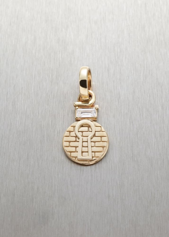 Protection Pendant with Baguette Diamond — view 3